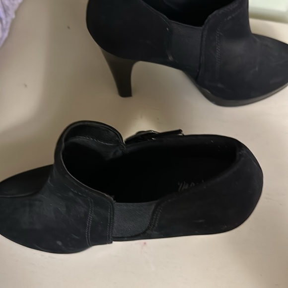 Black Ankle Fioni Booties - Picture 3 of 4
